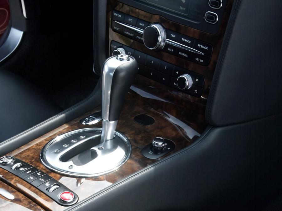  Bentley Continental GT 2003 года  (фото 119 из 241)